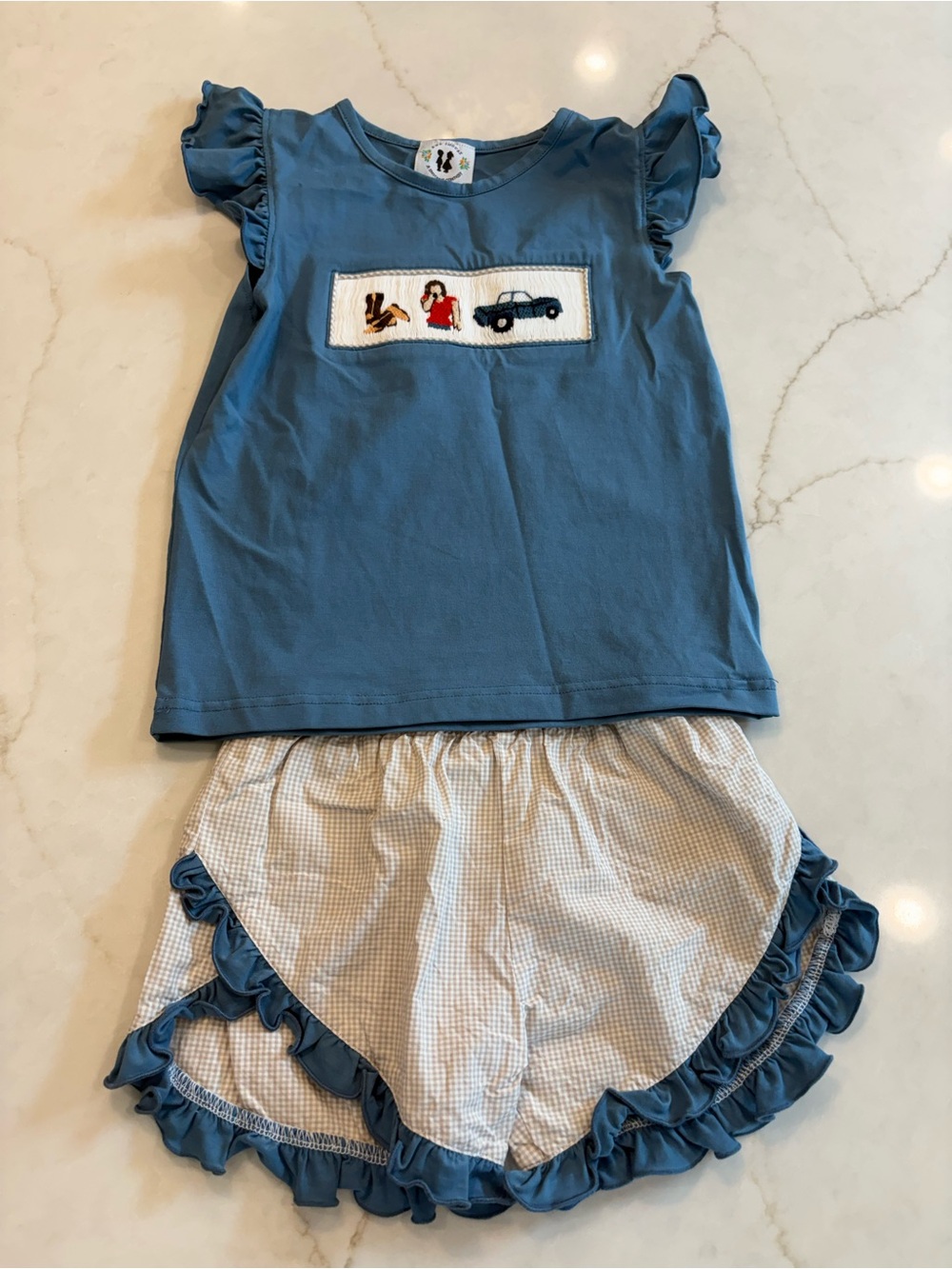 Smocked Outfit // 5t